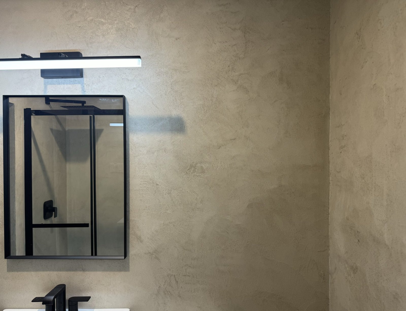 Luxury microcement bathroom