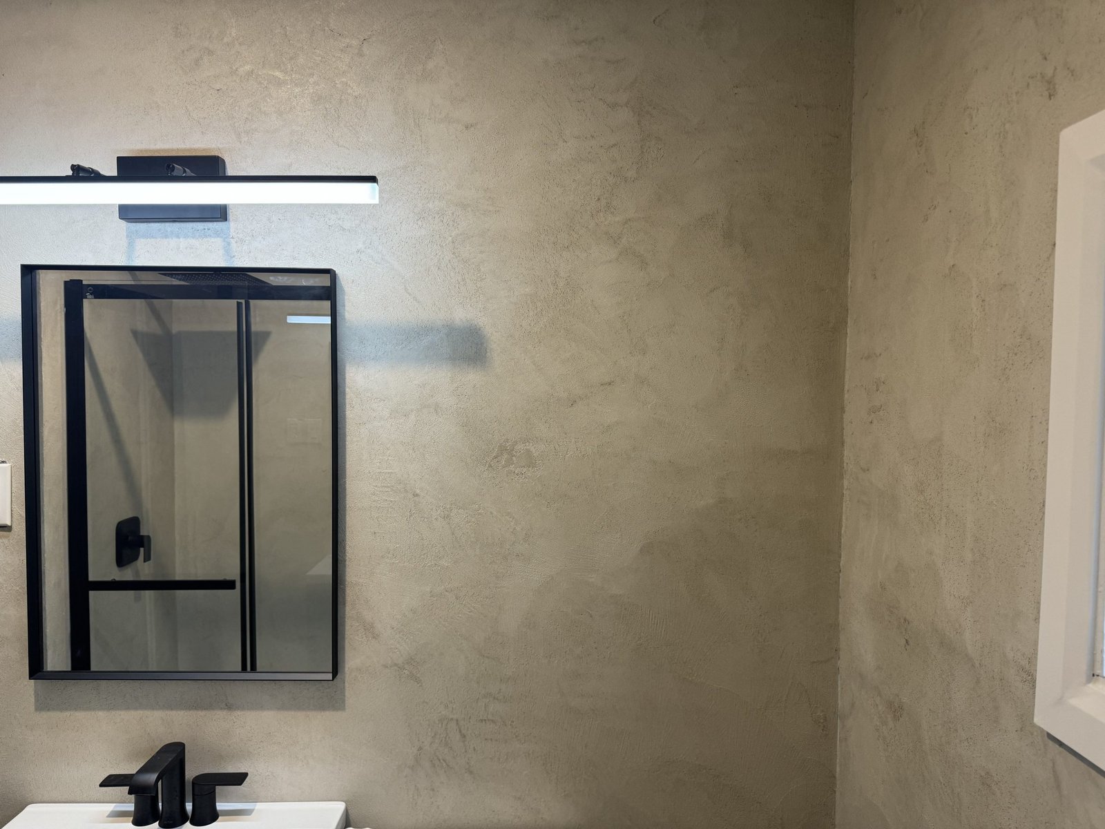 Microcement bathroom application